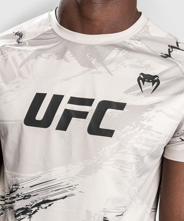 VNMUFC-00101-040-XL-UFC Authentic Fight Week 2.0 Men's Performance Short Sleeve T-shirt