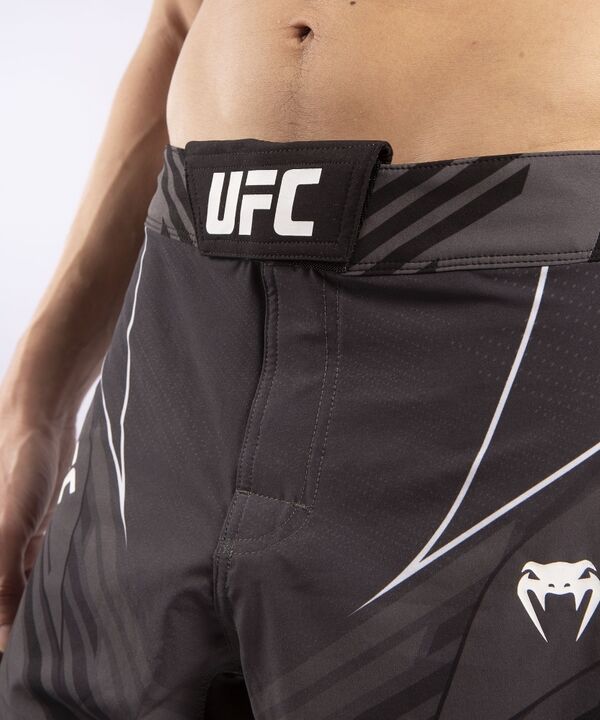 VNMUFC-00061-001-S-UFC Pro Line Men's Shorts