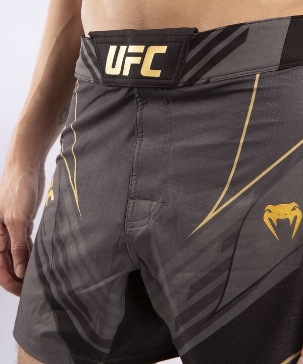 VNMUFC-00061-126-XL-UFC Pro Line Men's Shorts