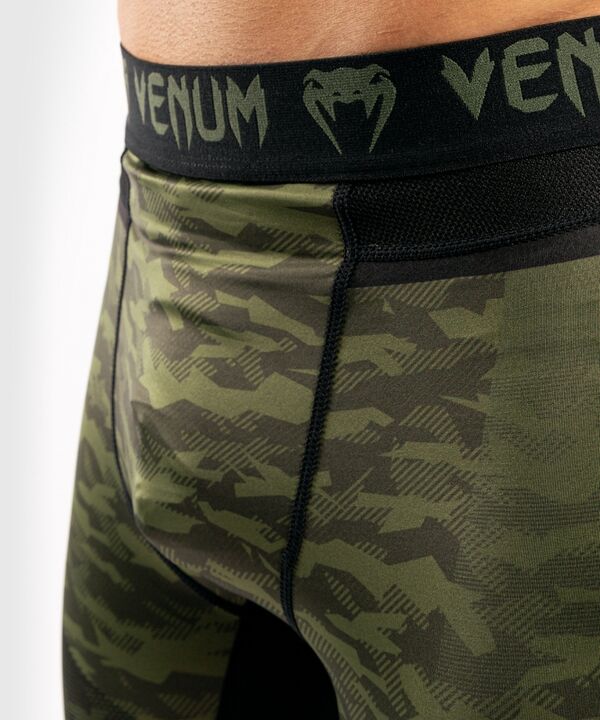 VE-04009-219-L-Venum Trooper compression shorts - Forest camo/Black