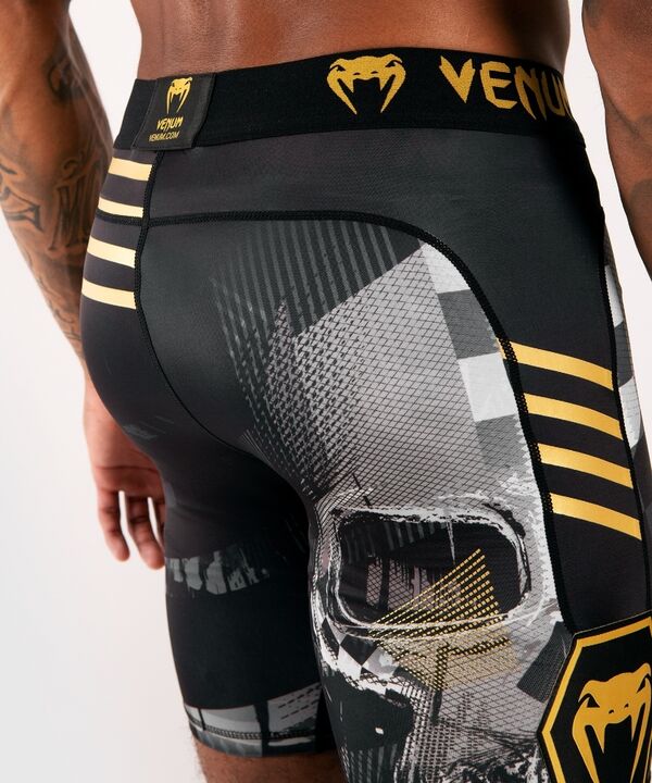 VE-04033-001-M-Venum Skull compression shorts - Black