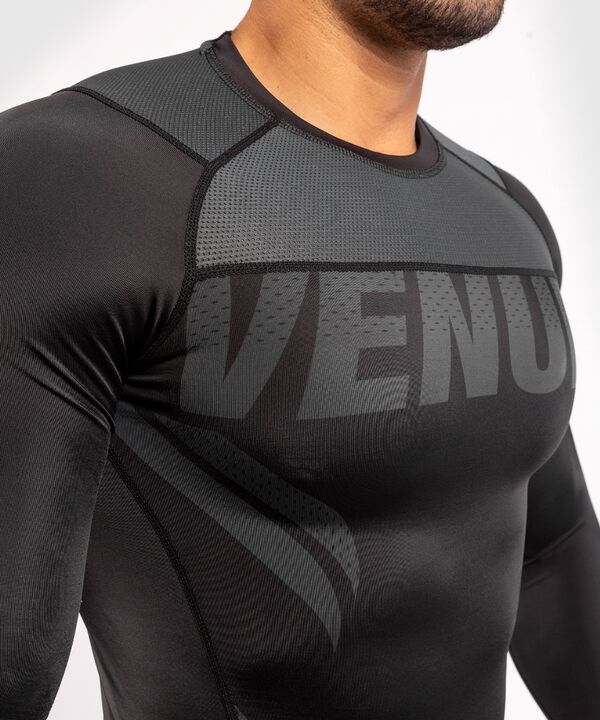 VE-04112-114-L-Venum ONE FC Impact Rashguard ong sleeves - Black/Black