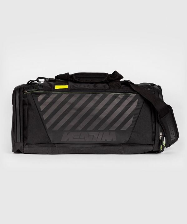 VE-04259-001-Venum Stripes Sports Bag
