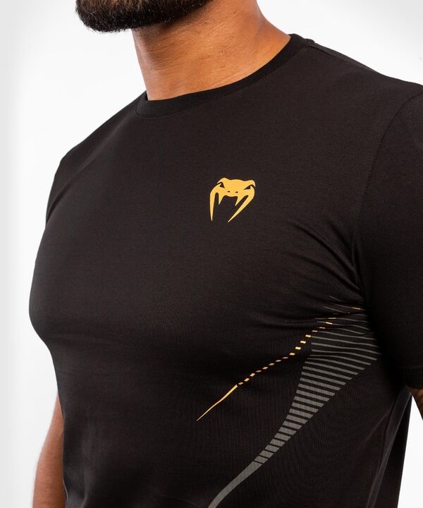 VE-04288-126-L-Venum Athletics T-shirt &#226;&euro;&#8220; Black/Gold - L