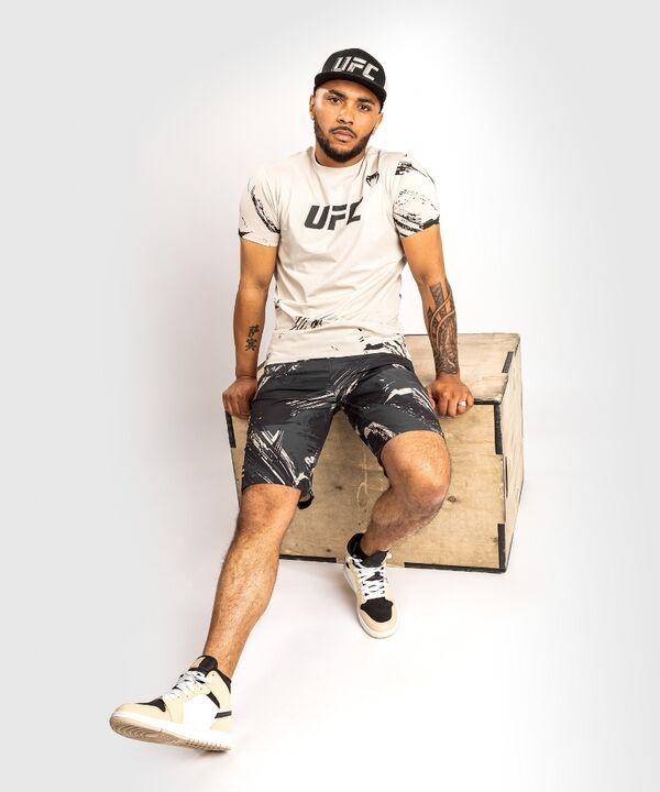 VNMUFC-00109-040-XL-UFC Authentic Fight Week 2.0 T-Shirt - Short Sleeves