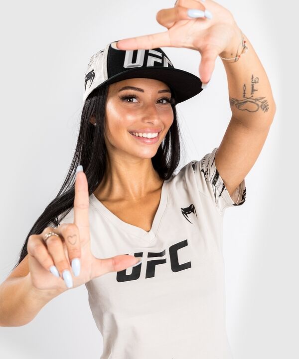 VNMUFC-00126-040-M-UFC Authentic Fight Week 2.0 T-Shirt - For Women