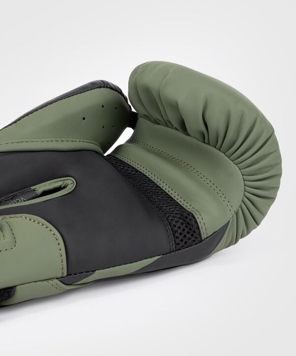VE-05141-200-10OZ-Venum Challenger 4.0 Boxing Gloves