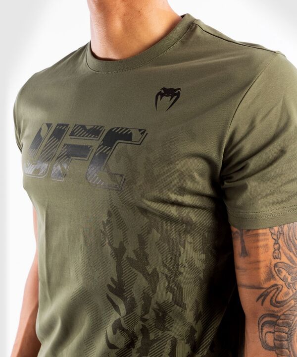 VNMUFC-00052-015-L-UFC Authentic Fight Week Men's Short Sleeve T-shirt