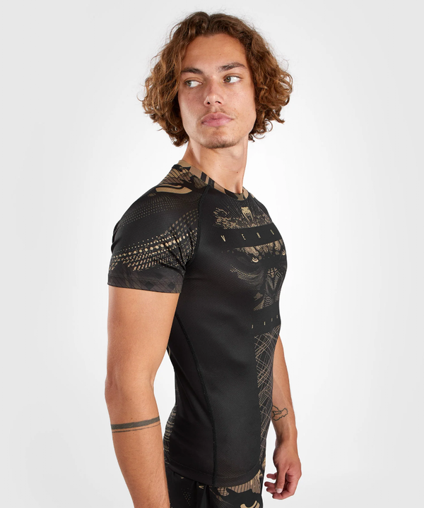 VE-05077-228-S- Gorilla Jungle Rashguard Short Sleeves - Black/Sand