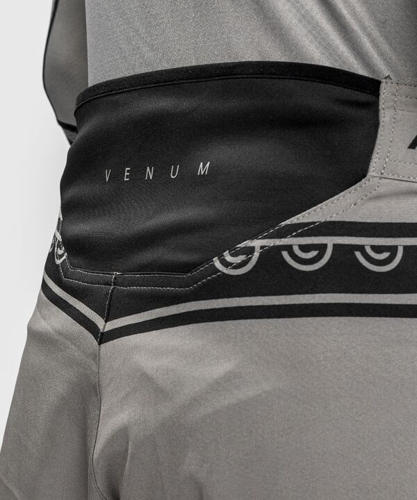 VE-04411-010-S-Venum Nakahi FightShort