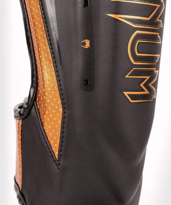 VE-04261-137-L-Venum Elite Evo Shinguards