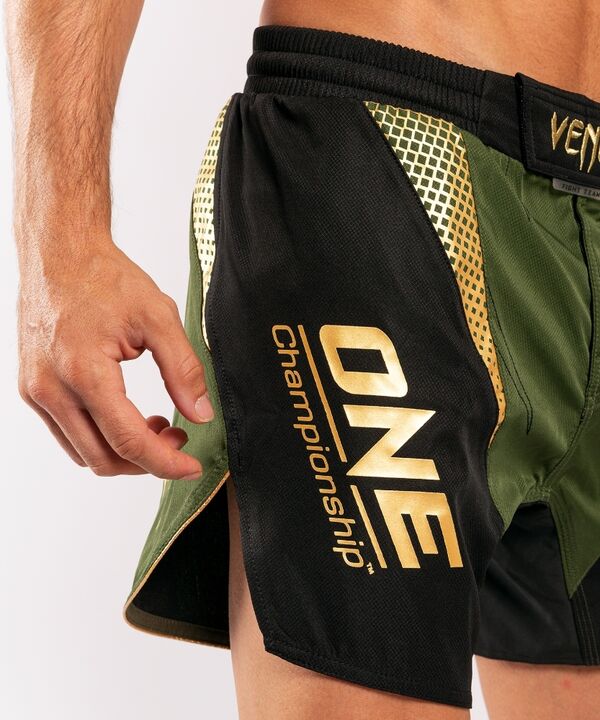 VE-04059-230-XL-Venum x ONE FC Fightshorts - Khaki/Gold