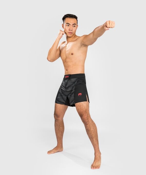 VE-04693-100-S-Venum Phantom Fightshorts