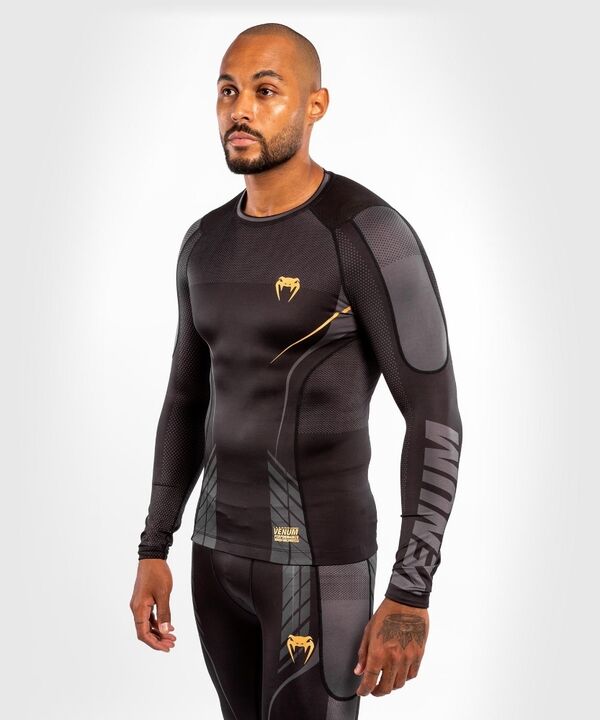 VE-04294-126-XL-Venum Athletics Rashguard Long Sleeves &#8211; Black/Gold