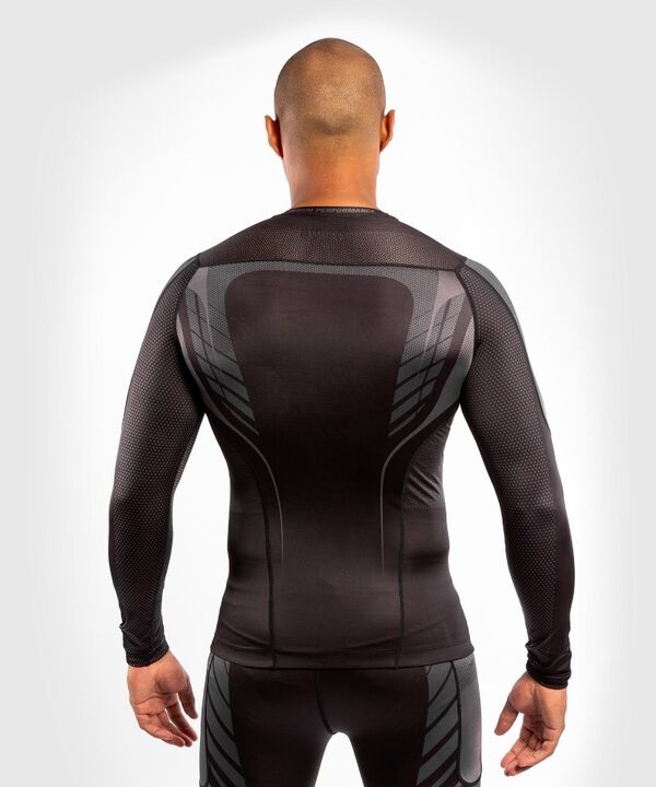 VE-04294-126-XL-Venum Athletics Rashguard Long Sleeves &#8211; Black/Gold