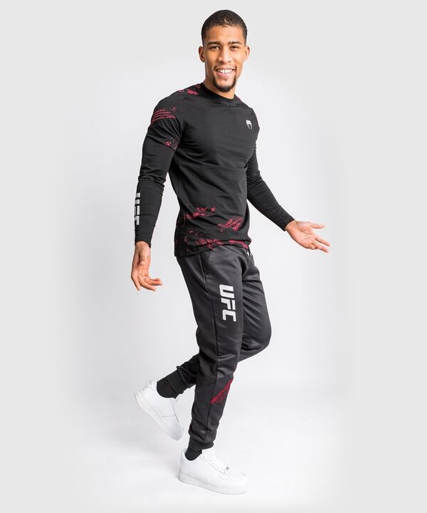 VNMUFC-00103-100-S-UFC Authentic Fight Week 2.0 Jogger