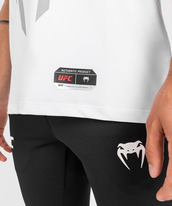 VNMUFC-00145-002-L-UFC Authentic Fight Night 2.0 Men's Walkout Jersey