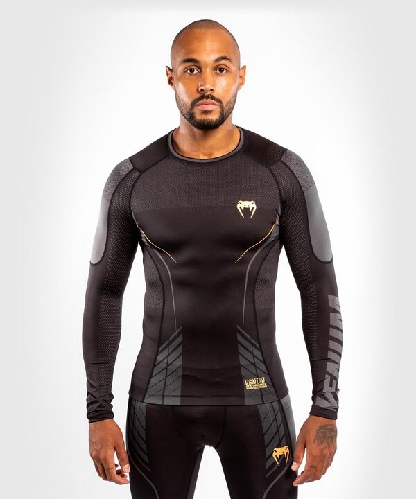 VE-04294-126-XL-Venum Athletics Rashguard Long Sleeves &#8211; Black/Gold