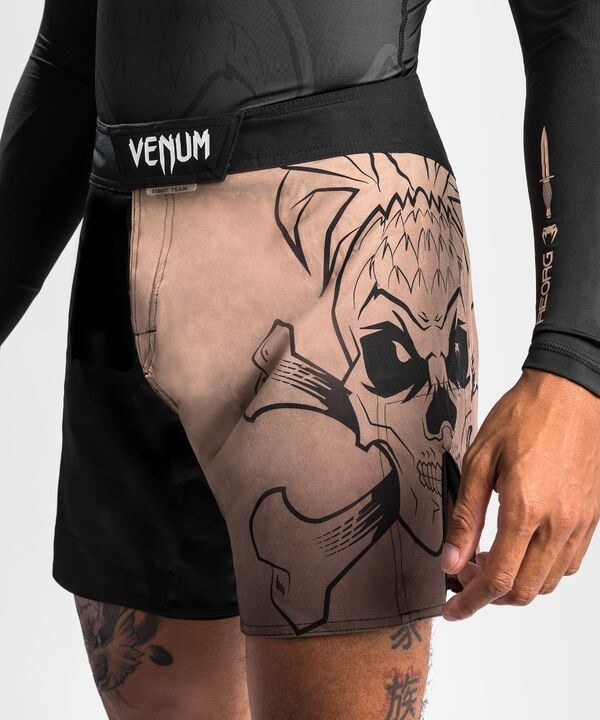 VE-04715-001-XL-Venum Reorg Fightshorts - Black - XL