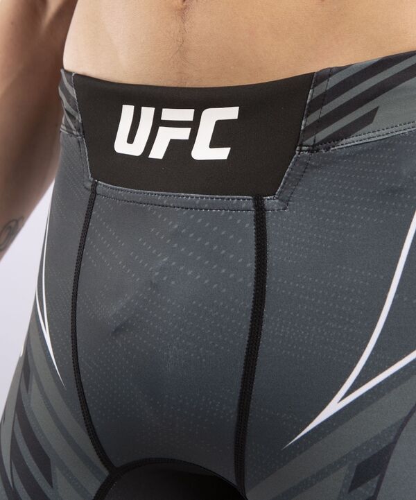 VNMUFC-00073-001-S-UFC Pro Line Men's Vale Tudo Shorts